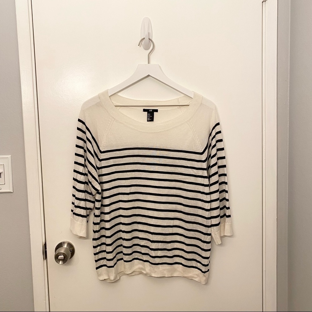 White & Black Striped 3/4 Sleeve Sweater
